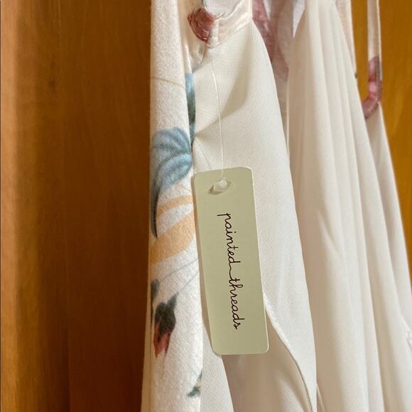 Painted Threads NWT Asymmetrical Pink Cream Floral Tank Top Draped Back - M - Picture 5 of 8